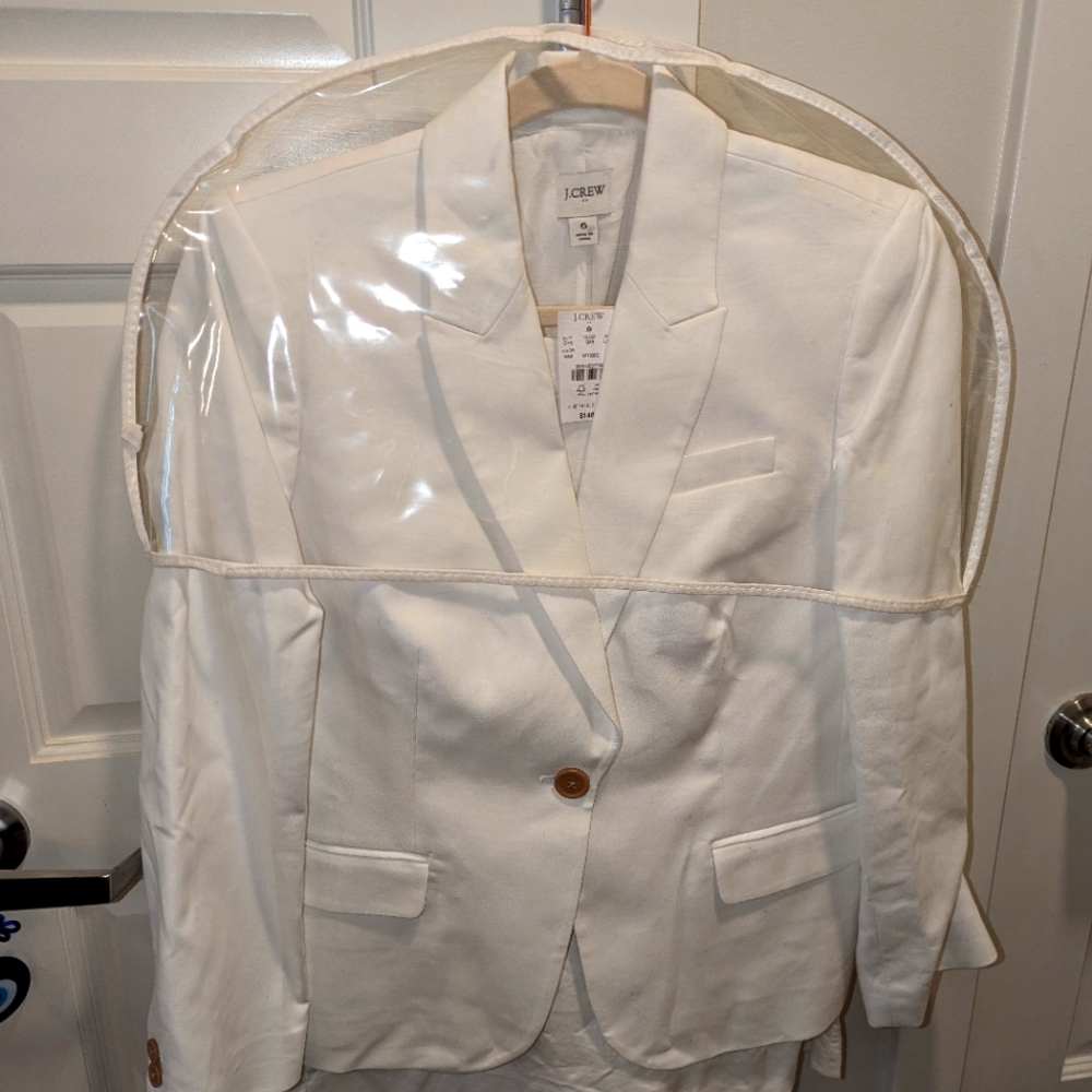 Cotton white jacket and matching skirt